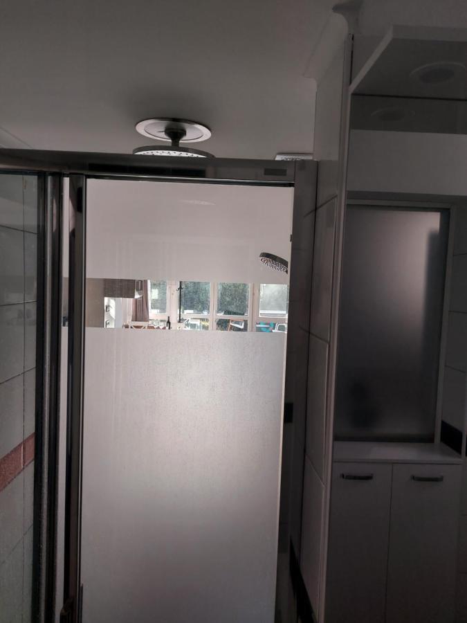 Апартаменти 2+2Szemelyes Apartman Kerttel Секешфегервар Екстер'єр фото